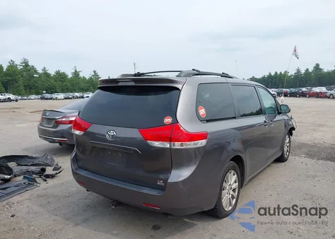 2012 Toyota Sienna Le 7 Passenger from USA, damaged, VIN 5TDJK3DC1CS042313